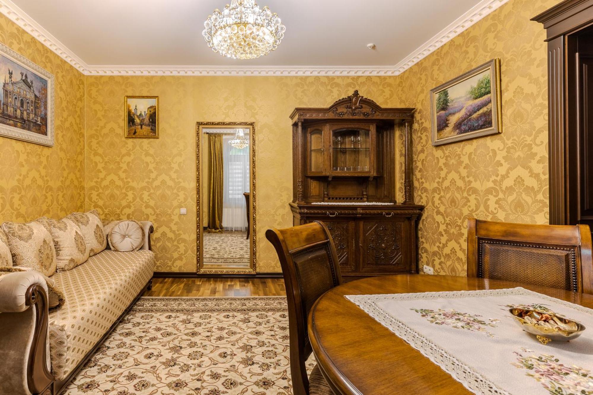 Luxury Boutique Andreevskiy Liov Exterior foto