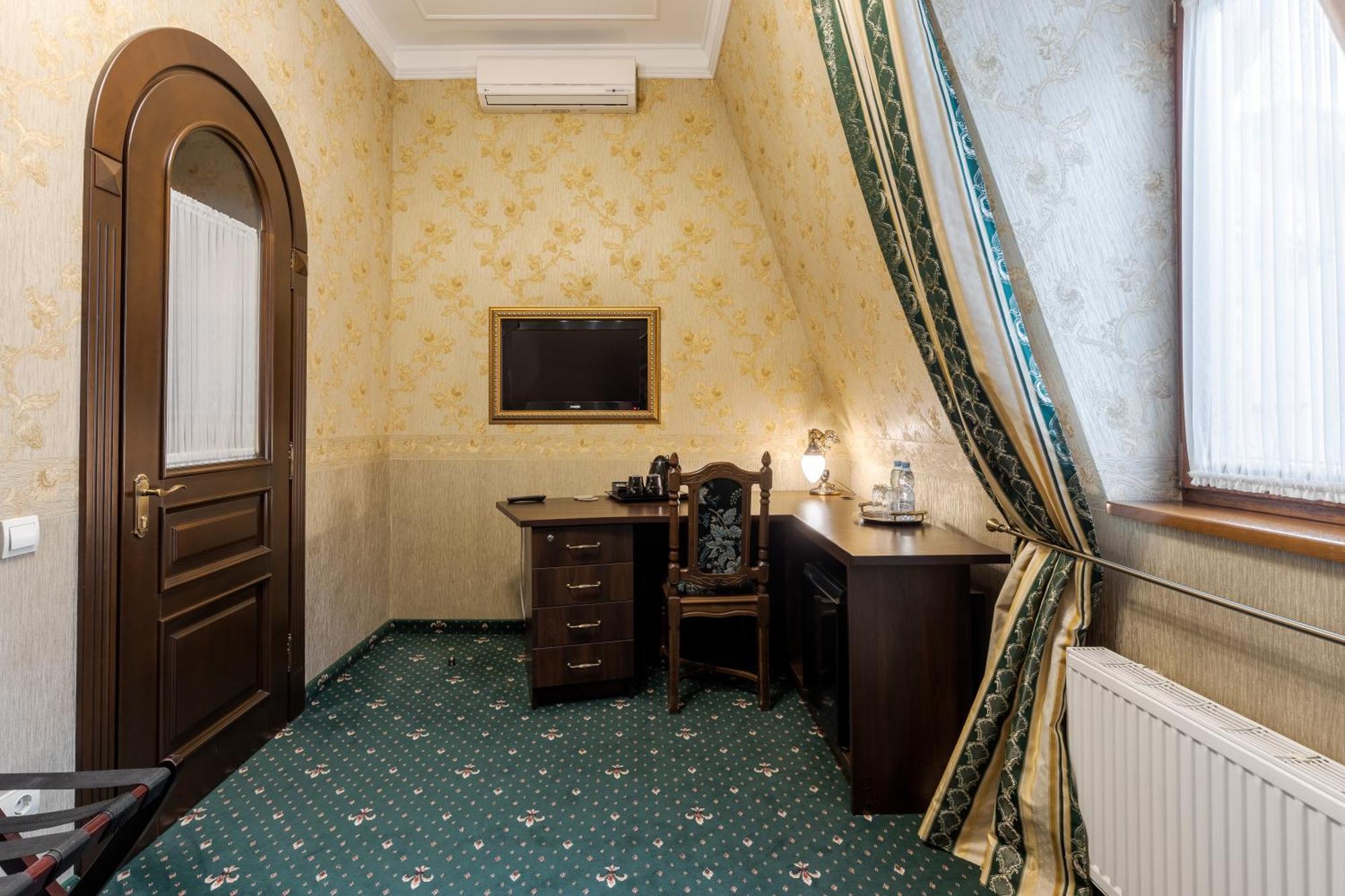 Luxury Boutique Andreevskiy Liov Exterior foto