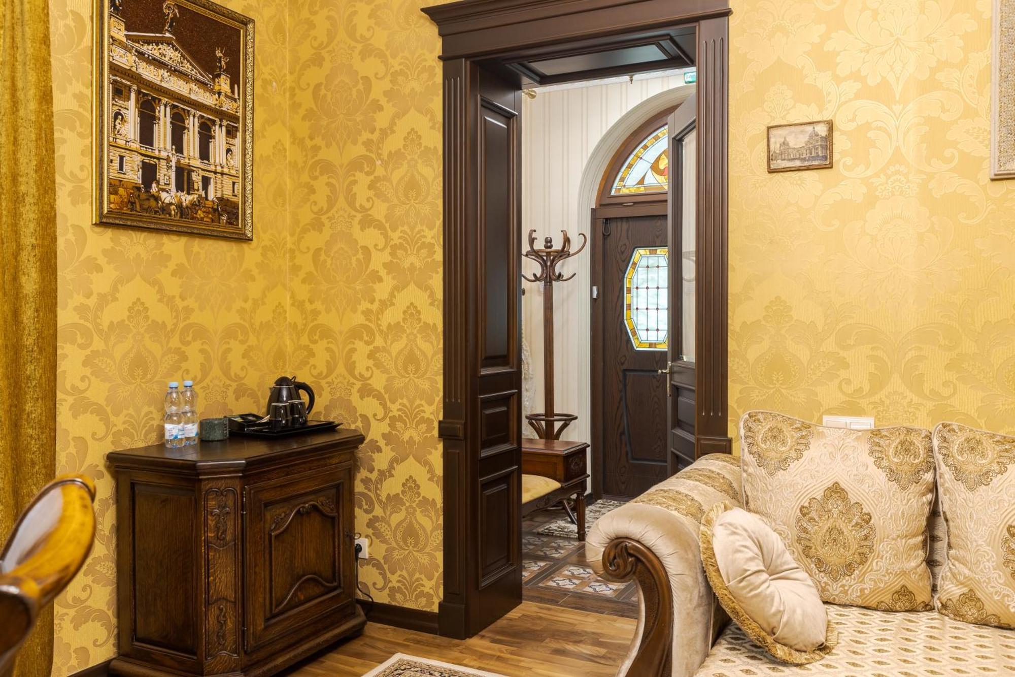 Luxury Boutique Andreevskiy Liov Exterior foto