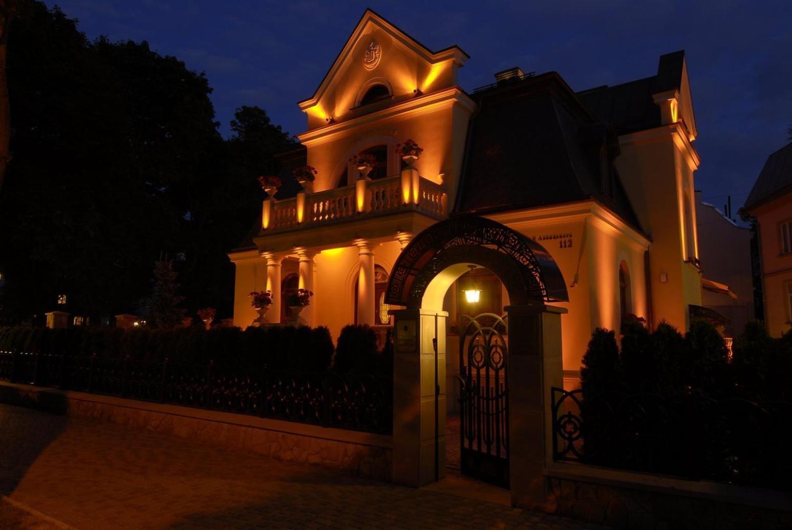 Luxury Boutique Andreevskiy Liov Exterior foto